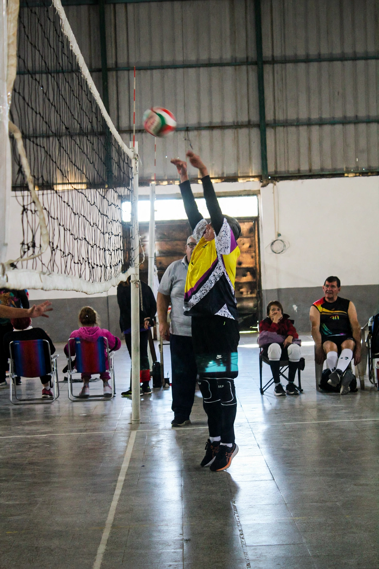 Newcom — partido — foto 9