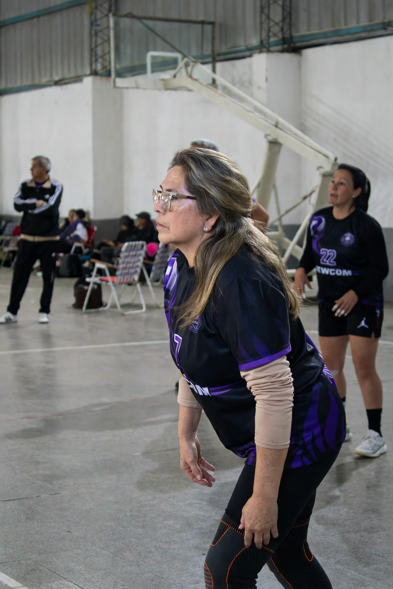 Newcom — partido — foto 8
